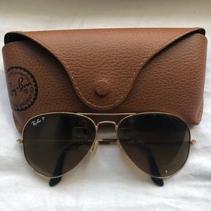 Polarized Ray-ban Aviators (Case included!)